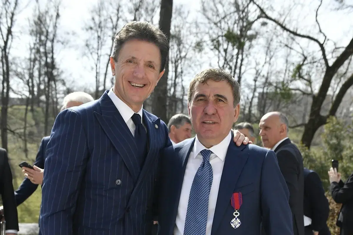 Întoarcerea lui Hagi și Popescu: simboluri ale legăturilor româno-turce