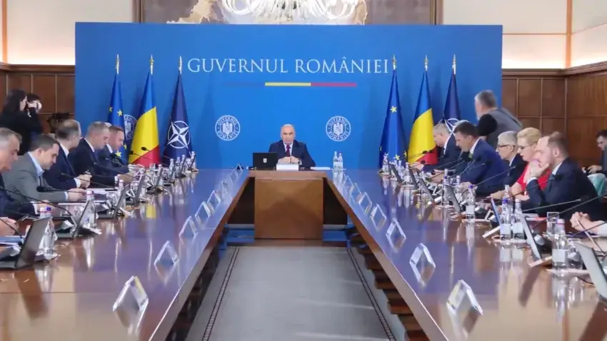 Romanian government reveals new public salary law