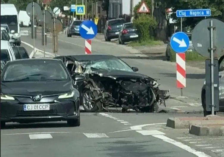 Accident frontal la Gilău pe DN1, fără victime