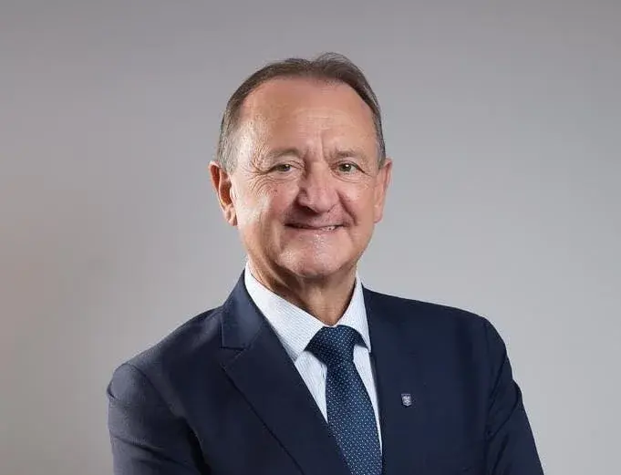 Primarul userist