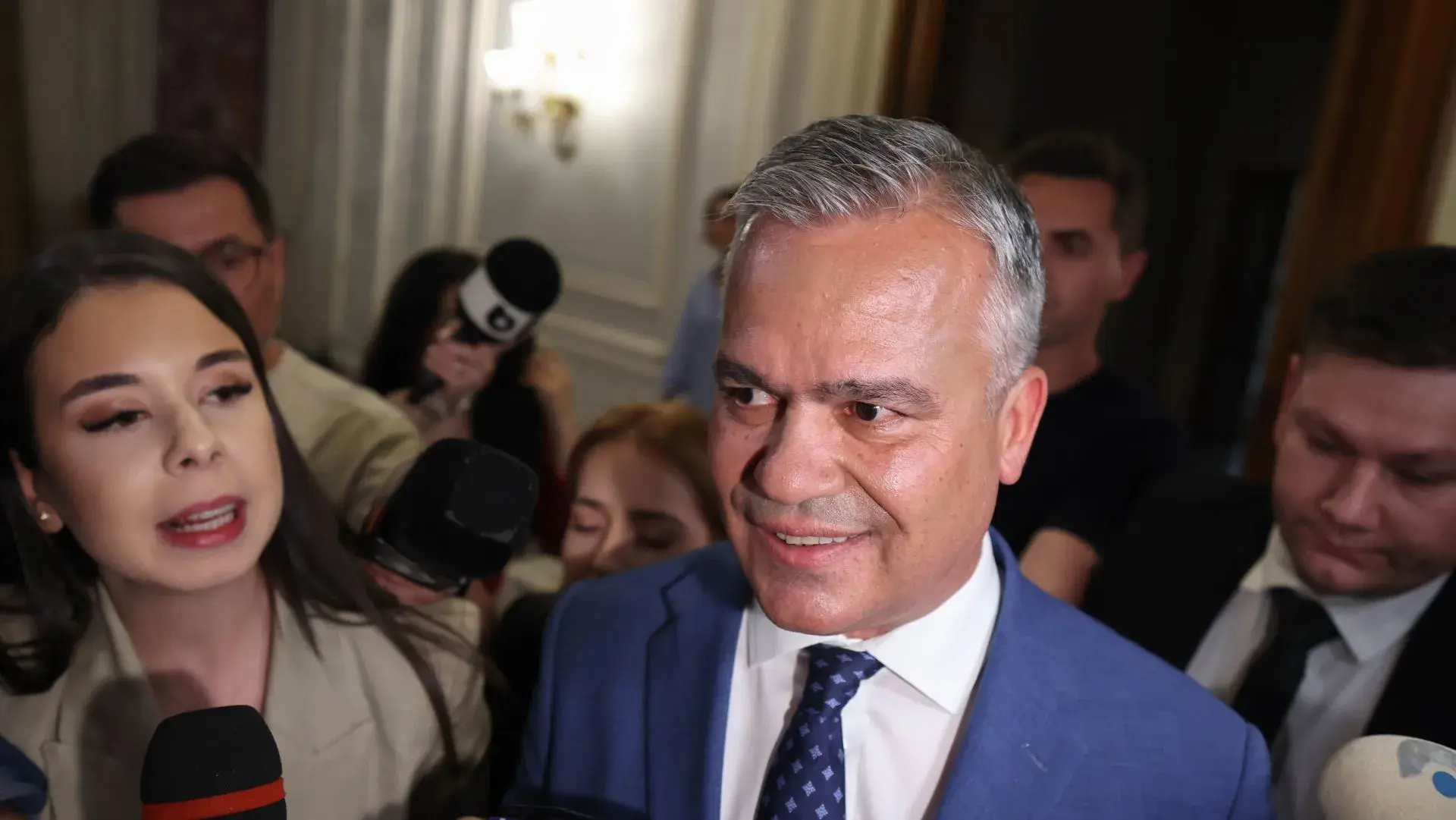 Adrian Veștea se retrage din cursa pentru conducerea PNL
