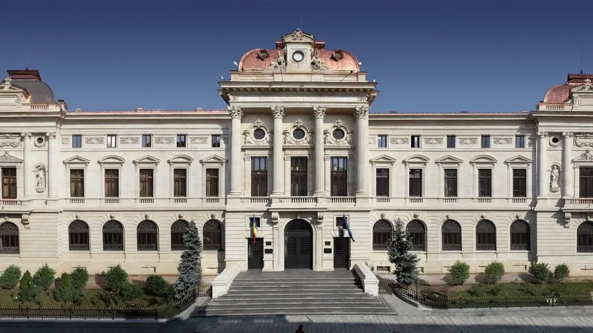 BNR menține dobânda la 6,5% în timp ce inflația urcă la 10,85%