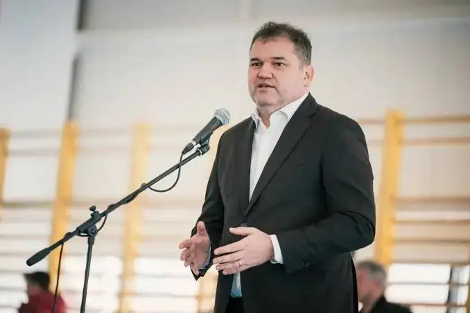 Ministerul Dezvoltării: consilierii contractuali din administrație nu trebuie să renunțe la mandat