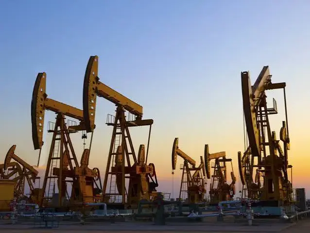 Șase state UE cer taxă pe profiturile petroliere, România stă deoparte