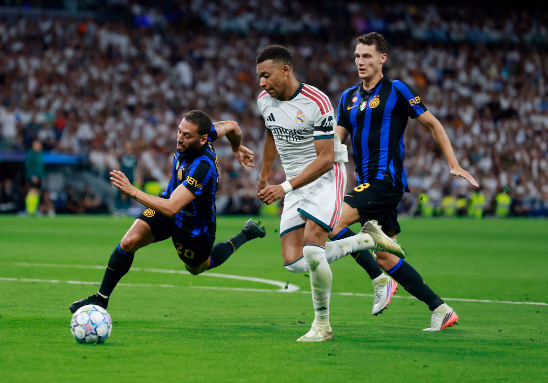 Real Madrid învinge Inter Milano în debutul Ligii Campionilor